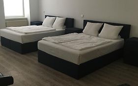 Zm Apartments